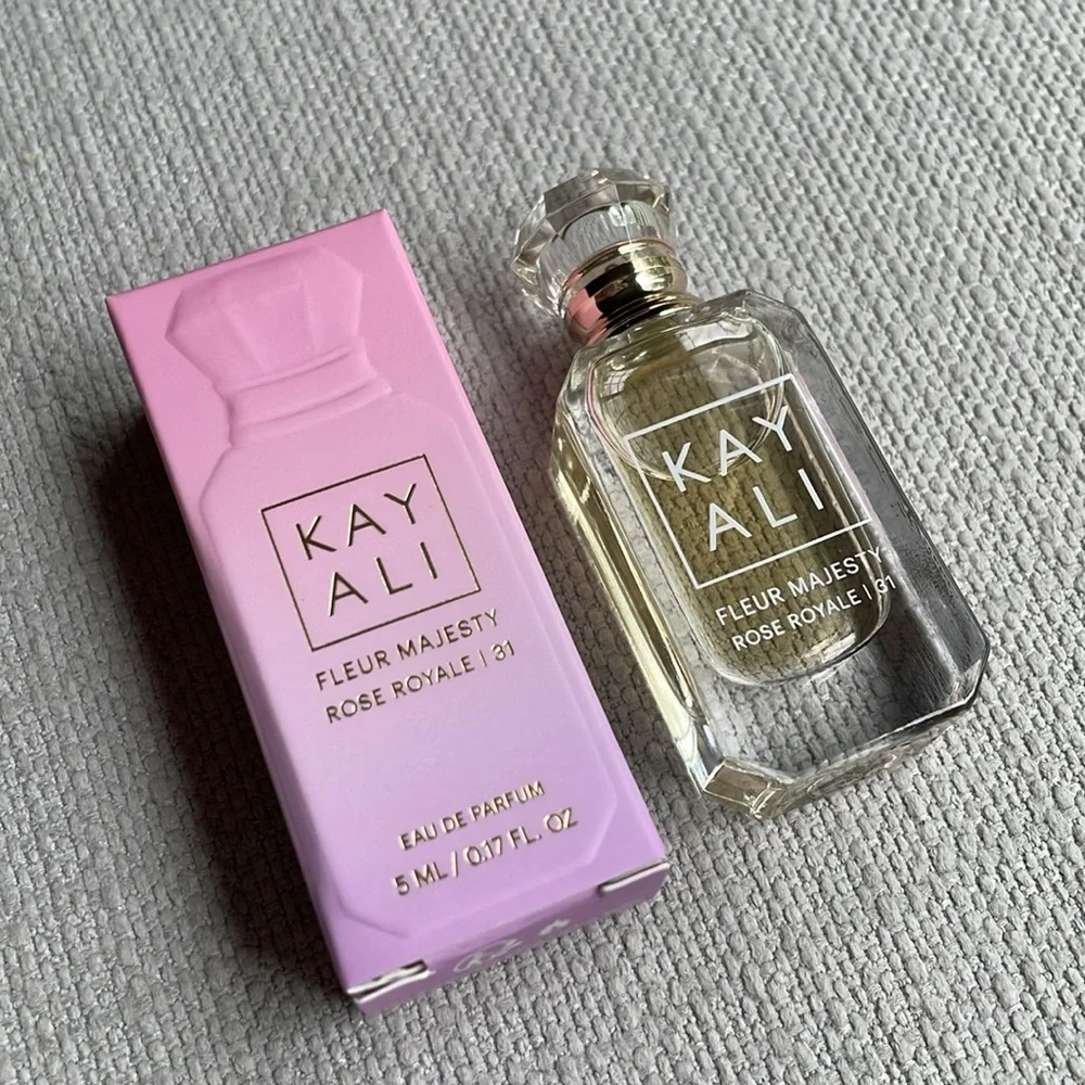 Kayali Fleur Majesty rose royale 31 miniature dabber - Picture 5 of 10